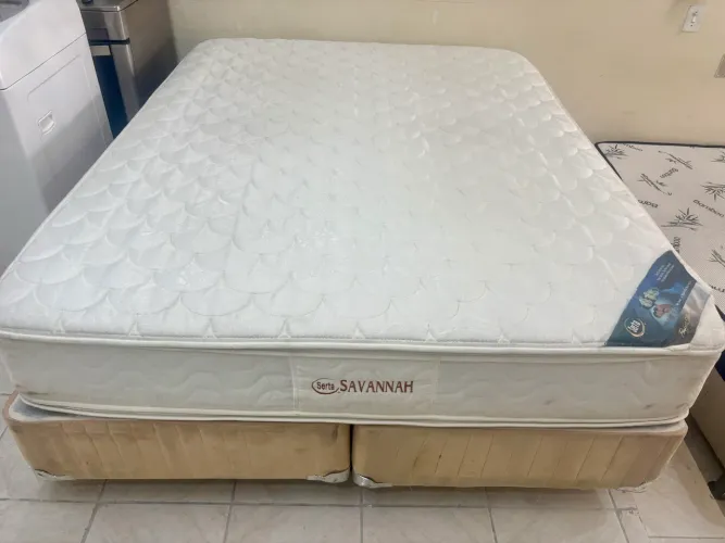 Cama Box Quenn