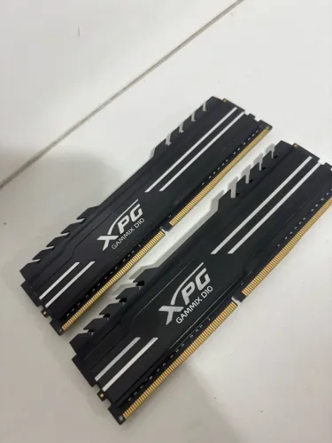 Memoria XPG Gammix D10 2x 8gb DDR4