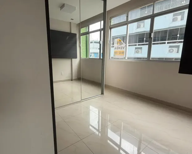 Apartamento 2 dormitórios Centro Florianópolis.