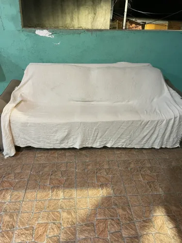 Sofá usado - R$ 200