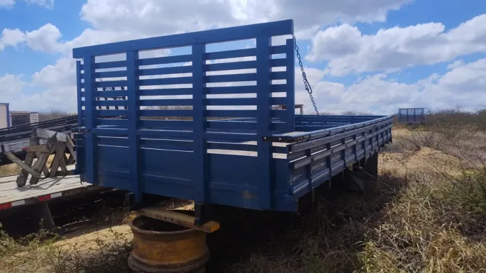 Carroceria de 7 metros pra caminhão toco  