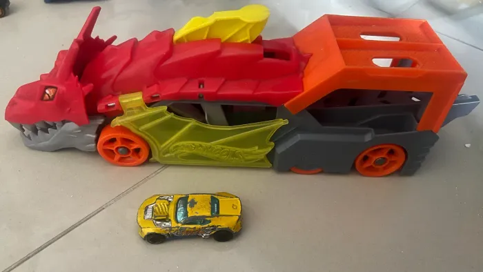 Hot Wheels City Reboque de Dragão