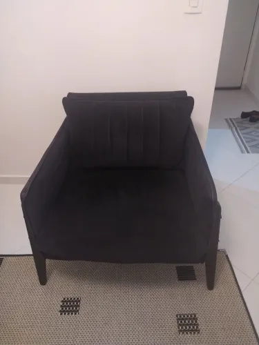 Poltrona Preta Veludo