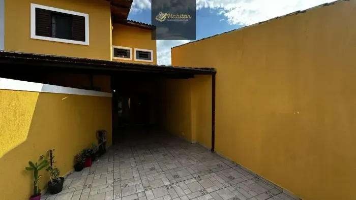 Sobrado à venda em Pindamonhangaba, Parque das Nações, com 3 quartos, 127m²