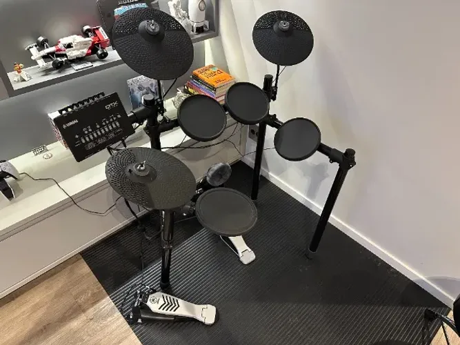 Bateria Eletrônica Yamaha Dtx452k Preta (excelente Estado)