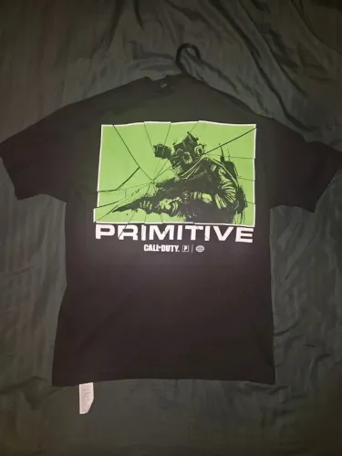 Camiseta Primitive