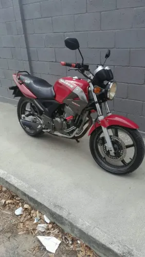Moto CBX 250