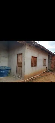 Vendo três casas 