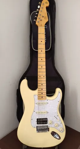 Guitarra SX SST 57 Vintage Séries Plus com UpGrade