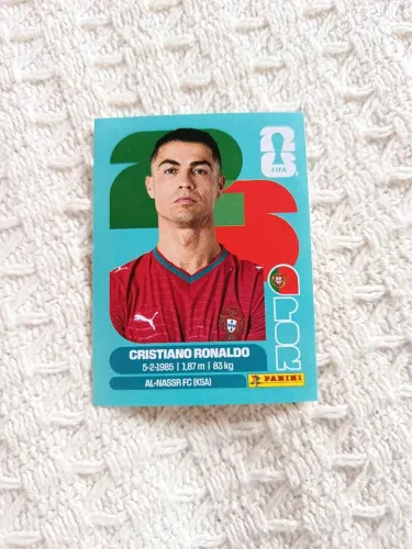 Figurinha Cristiano Ronaldo original Panini em perfeito estado copa do mundo 2026.