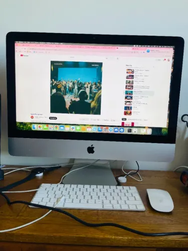 iMac 2019 i5 8GB RAM SSD 256GB - impecável