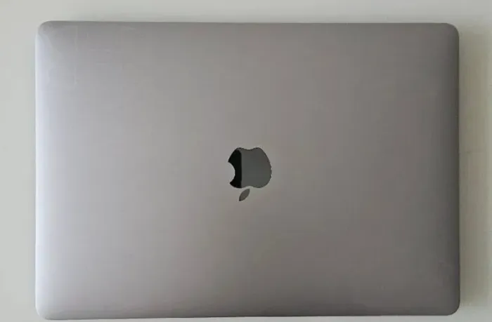 Vendo Mac Book PRo 13 