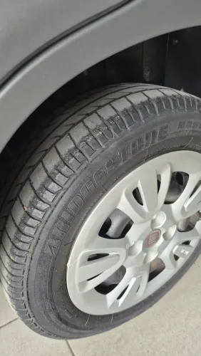 Pneu 175/65/14 Bridgestone
