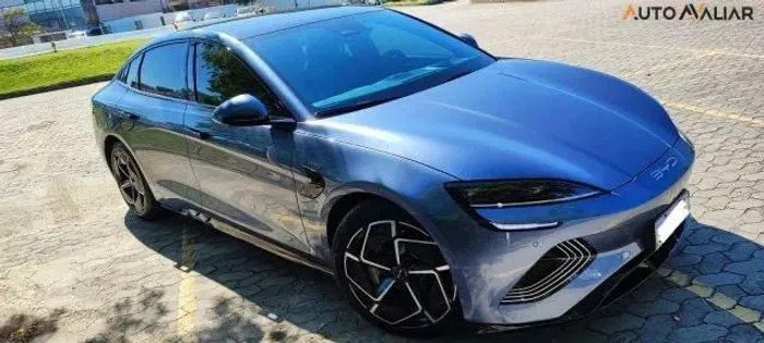 BYD Seal (elétrico) 2024 - LETICIA