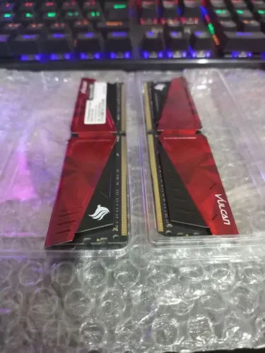 Memória ram ddr4 vulcan pichau 16gb 2x8