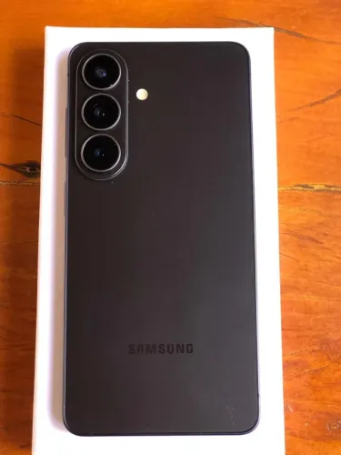 Samsumg s26 seminovo sem detalhes