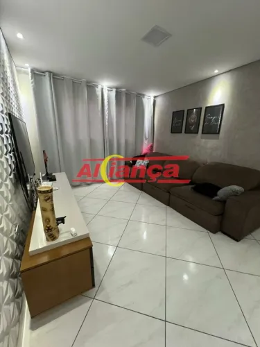 Sobrado com 3 quartos para alugar, 150m² - Vila Nova Bonsucesso- Guarulhos R$ 7.000,00