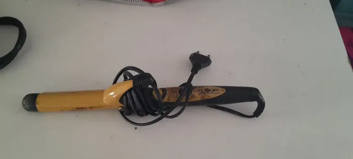 Vendo Baby Liss Profissional Mega R$70