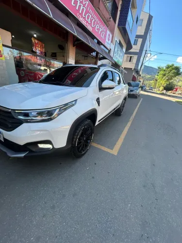Fiat Strada Volcano 1.3 Flex 8V CD 2022