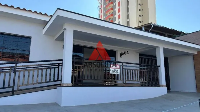 Casa Comercial à venda, por R$ 2.400.000 - Centro - Nova Odessa/SP