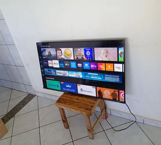 Tv smart Android 4k Toshiba 48 polegadas Alexa wi-fi bluetooth 9 mês de uso nova !