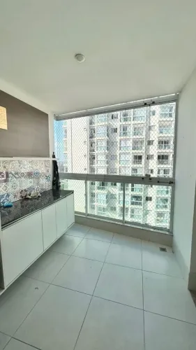 Apartamento mobiliado na praia de Itaparica, poucos passos do mar