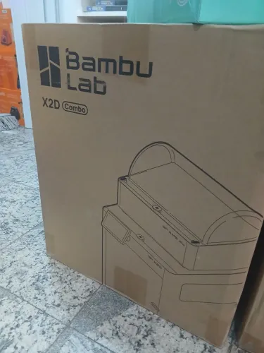 Impressora 3D Bambu Lab X2D Combo