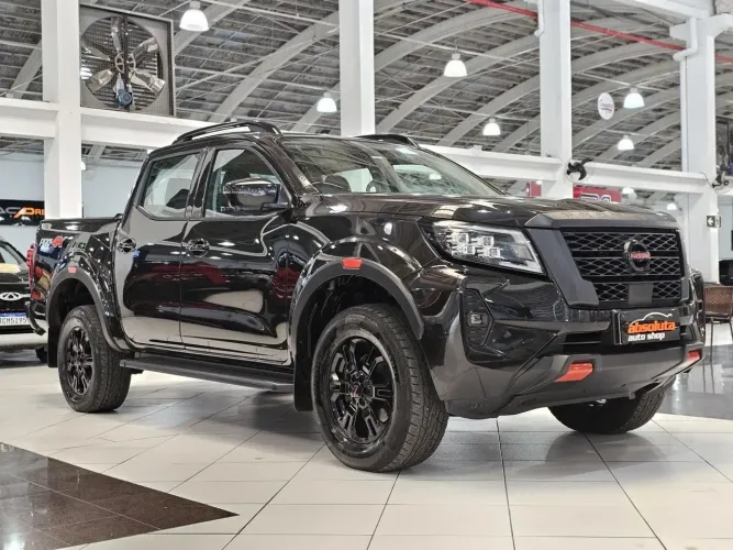 Nissan Frontier Pro4x CD 4X4 2.3 Bi-TB Die. AUT 2023