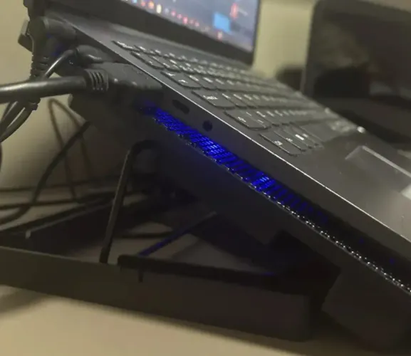 Base Cooler Notebook 2 Coolers LED Azul - Suporte + USB