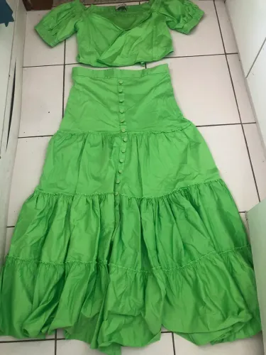 Conjunto de saia tamanho G
