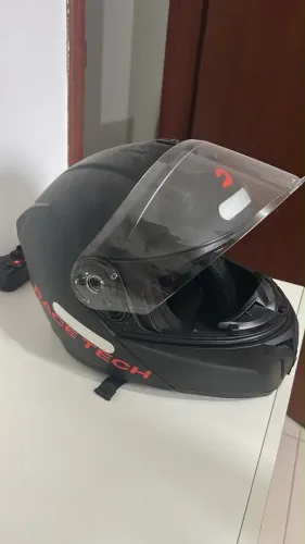 Capacete