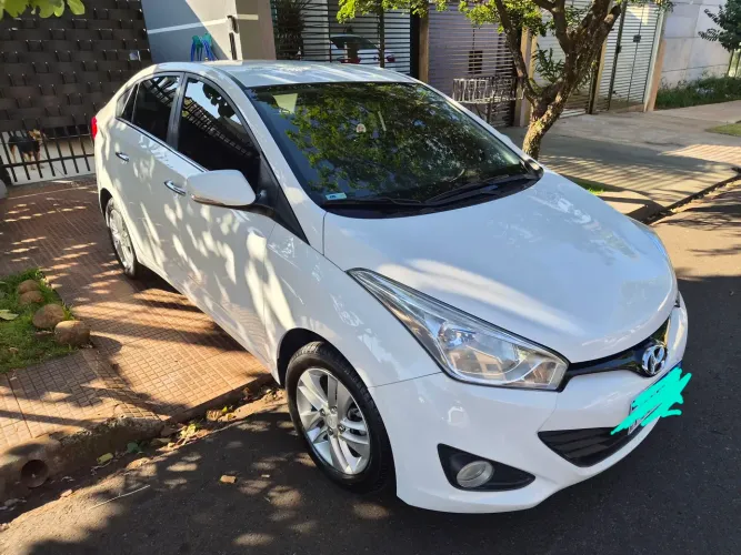 Hyundai HB20S Premium 1.6 Flex 16V Aut. 4P 2014