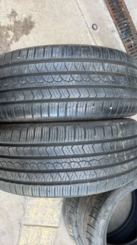 Pneus 235/60/18 marca Pirelli 90 % de borracha