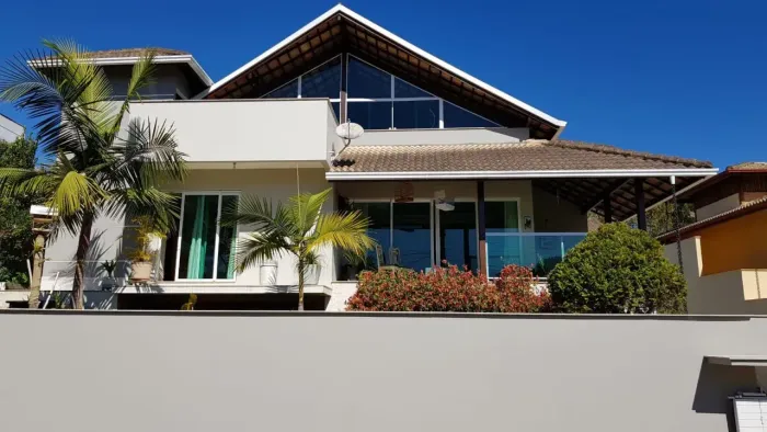 BS IMOBILIARIA VENDE! Excepcional casa de alto padrão no alto do Santa Elisa