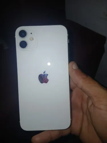 Vende-se um iPhone 11
