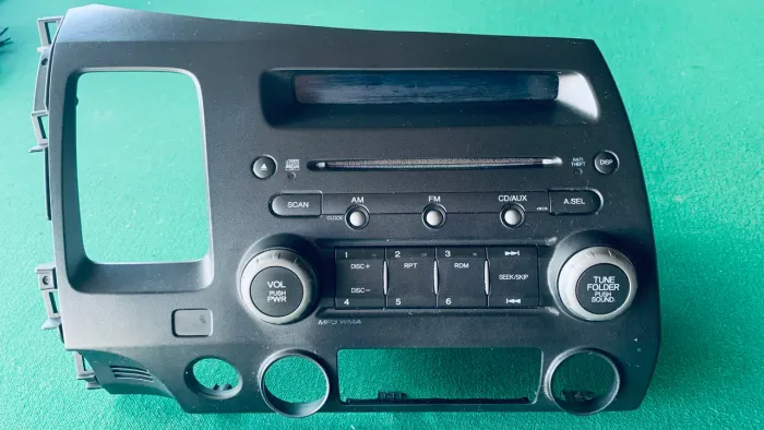 Rádio do Honda New Civic G8 