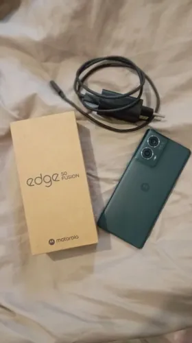 Celular Motorola Edge 50 fusion semi novo