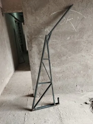 Suporte de bandeja de proteção - Construção