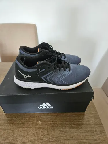 Tenis mizuno original