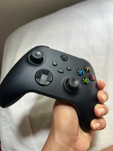 Controle Xbox + controle ps4