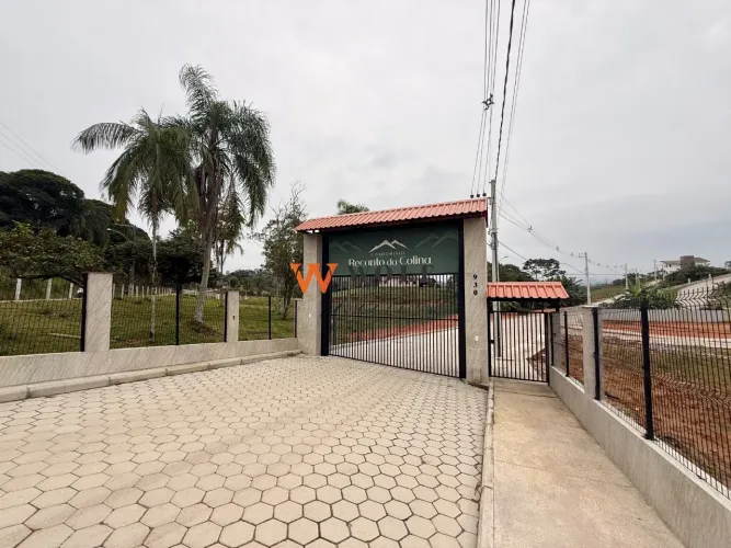 Área/Terreno à venda de 2.200m2 em Condomínio Residencial - apenas 10 famílias - Alto Bigu