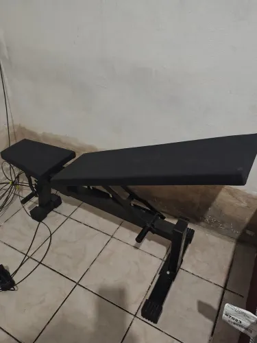 Banco supino regulável