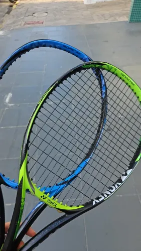 Raquetes yonex ezone 98