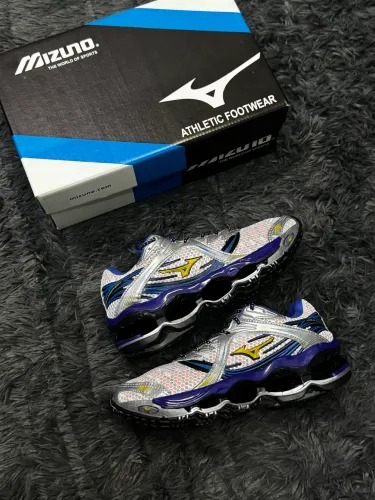 Tênis Mizuno Novo tamanho 40