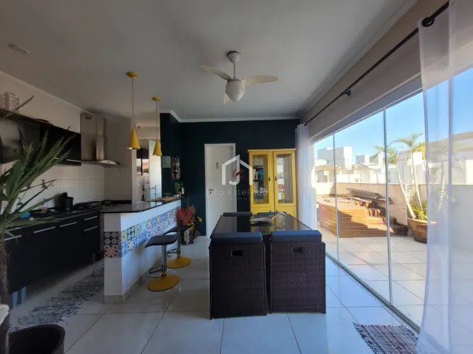 Cobertura Duplex , 4 Dormitórios ( 2 Suítes) - Praia Grande - Ubatuba/SP