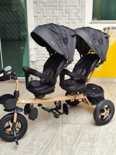 Triciclo infantil gêmeos duplo novo banco giratório e reclinável 