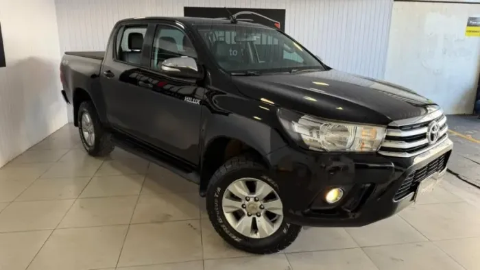 Toyota Hilux CD SRV 4X4 2.8 TDI Diesel Aut. 2017