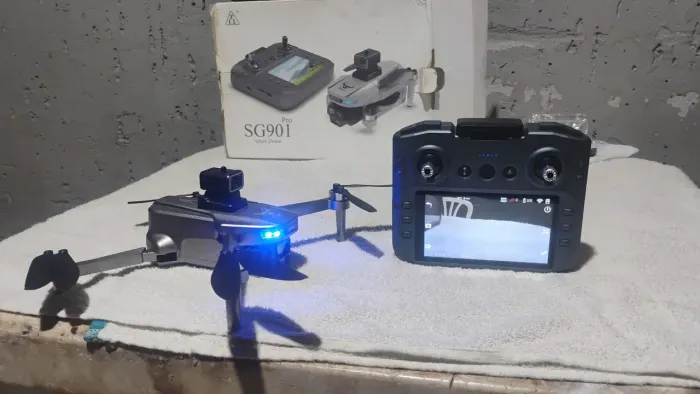 Vendo drone SG 901 pró, praticamente novo valor 630