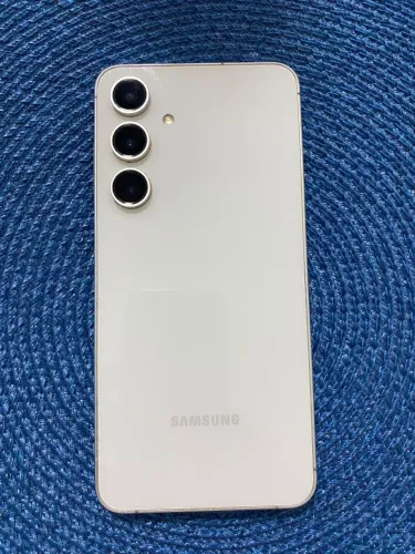 S24 FE, 256GB. EXCELENTE ESTADO DE CONSERVAÇÃO.