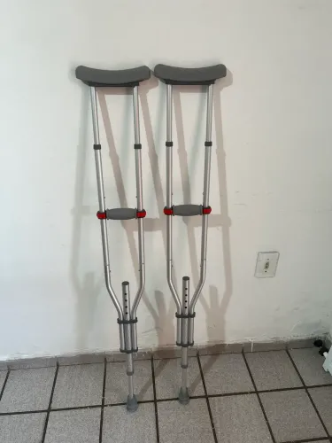 Par de Muletas auxiliares